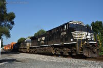 An accidental chase starts off Sunday. I saw this stack train go past while fueling up before leaving Lafayette, and caught it coming in for a crew change here at Peru, IN
